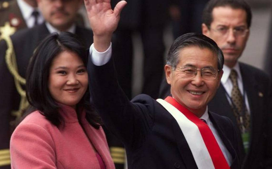 Fujimori, el fujimorismo y el antifujimorismo Un reseña de lo que fue el fujimorismo y su legado hasta la actualidad.